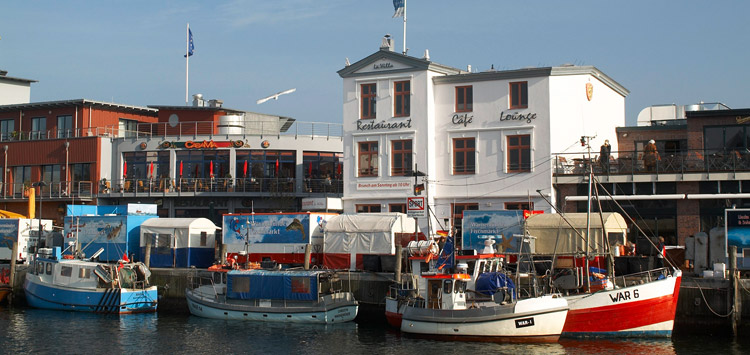 Warnemunde fischmarkt